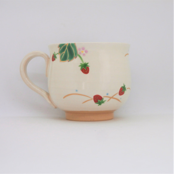  Emily 的訂購商品“PUKKURI”茶碗“萬聖節”和 PUKKURI 馬克杯“草莓和貓”京燒 / 清水燒 第7張的照片