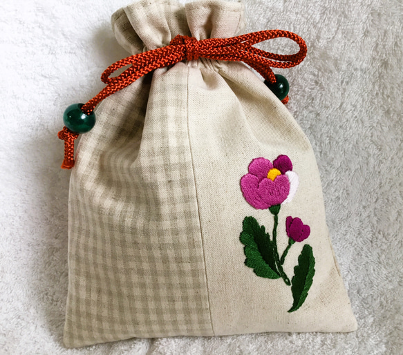 アップリケみたいな刺繍の巾着～オレンジと紫～ 5枚目の画像