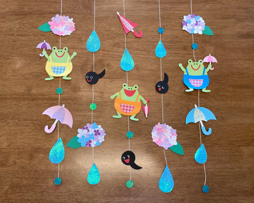 【シャカランダ】手作り吊るし飾り2点 シャカランダ】手作り吊るし飾り2点 d3520d24c4157eead21afd23cd7651