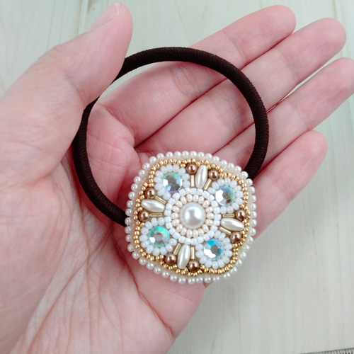 ビーズ刺繍◇ヘアゴム＃044ホワイト×ゴールド ヘアゴム isoa/イソア