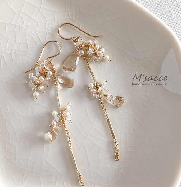 14kgf カラーオパールと淡水パールのシャンデリアピアス