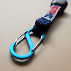 Kogin Rinrinku 熊鈴鐺 ☺︎ 配有靜音掛繩 ☺︎ 天然花朵登山扣 [刺繡 ☺︎ 刺子繡 ☺︎ Kogin刺繡] ⌘ 第4張的照片