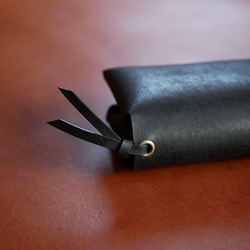 イタリアンレザーで作った【コンパクトな二つ折り！レザーミニウォレット：nero】革 ミニ財布 コンパクト財布 13枚目の画像