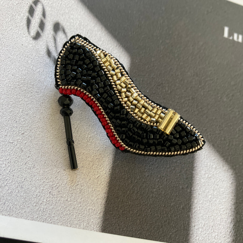 FENDI ビーズ刺繍 ハイヒールサンダル FENDI ビーズ刺繍 ハイヒール