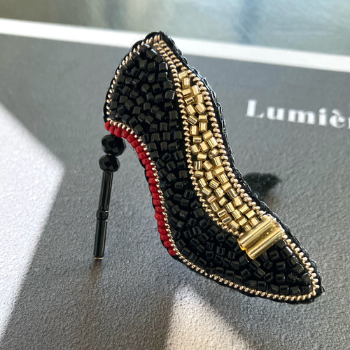 FENDI ビーズ刺繍 ハイヒールサンダル FENDI ビーズ刺繍 ハイヒールサンダル