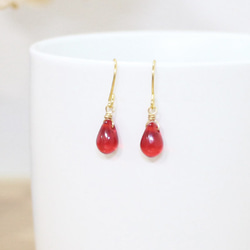 送料無料】チェコガラス 一粒ドロップピアス【シャム】赤 レッド