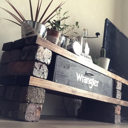 ブルックリン調テレビボード 高級レンガ使用 テレビ台・テレビボード