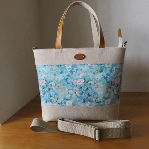 ★専用★リバティ生地使用【エコバッグ】ハンドメイド ハムステッドサマー ☆再販☆リバティ生地使用☆送料無料【エコバッグ】 エコバック