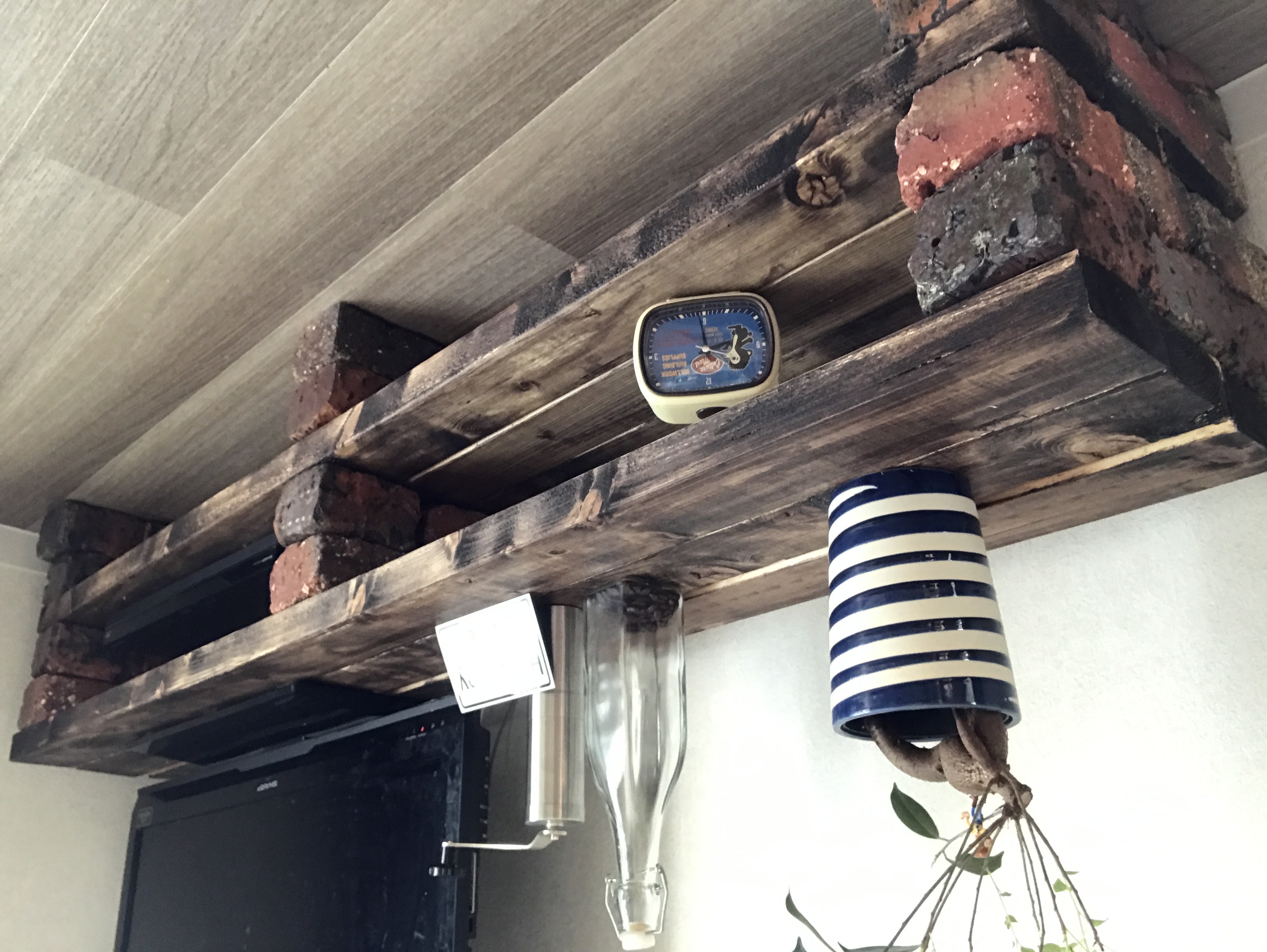 ブルックリン調テレビボード　ビンテージ高級レンガ使用　高級ワックス使用