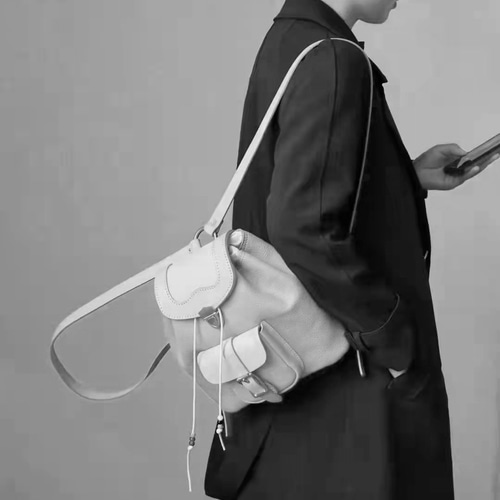 切線派】本革手作りの ミニリュック レディース リュック ショルダー