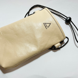 ベージュレザーサコッシュ Beige Leather Sacoche （scc-02） 1枚目の画像