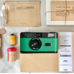 フィルムカメラ kueb 30M フィルムカメラ ・フラッシュ内蔵・テストフィルム付・サーモン
