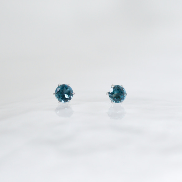 天然石ロンドンブルートパーズのシンプルな一粒スタッドピアス】4mm