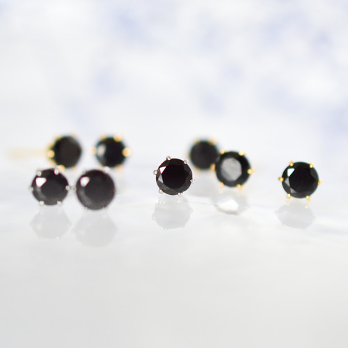 天然石ブラックスピネルのシンプルな一粒スタッドピアス】黒 / 4mm