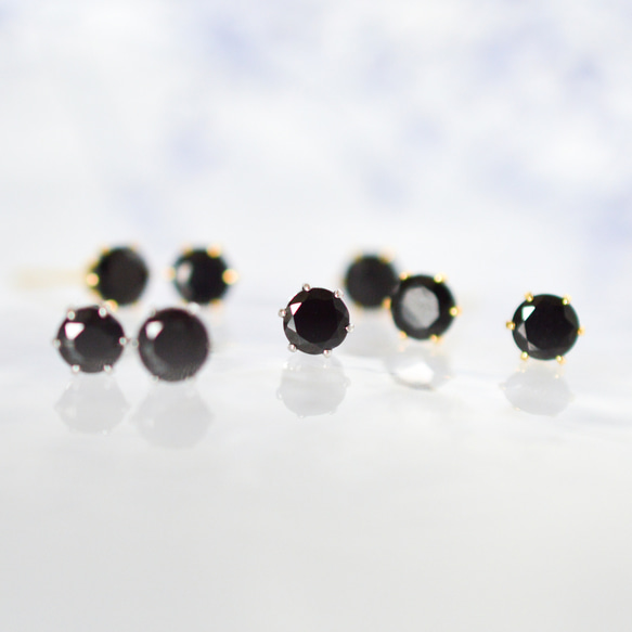 【天然石ブラックスピネルのシンプルな一粒スタッドピアス】黒 / 4mm /サージカルステンレス/つけっぱなしok 9枚目の画像