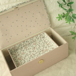 リバティ生地使用　メドウテイルズ　フレンチカラー 2段 道具箱　裁縫箱 ソーイングボックス 　アクセサリーボックス 3枚目の画像
