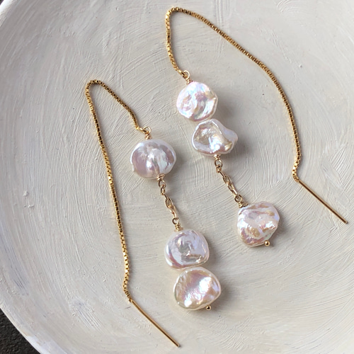 14kgf バロック淡水パールのアメリカンピアス アシンメトリーデザイン