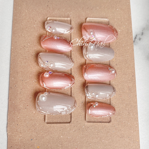 ピンクネイル ネイルチップ ニュアンスネイル パール 大人かわいい 夏