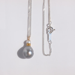 Kintsugi 珍珠長項鍊像香水瓶 | 60cm silver925 drop pearl pendant 第6張的照片