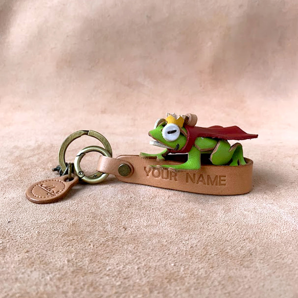 動物森林-青蛙王子-真皮植鞣 皮革鑰匙圈 吊飾 動物造型 第2張的照片