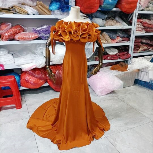 人気上昇！カラードレス テラコッタ色取り外しオフショルダー袖 色直し  