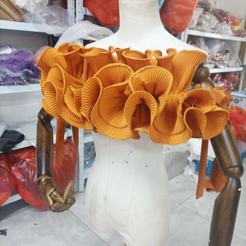 人気上昇！カラードレス テラコッタ色取り外しオフショルダー袖 色直し  