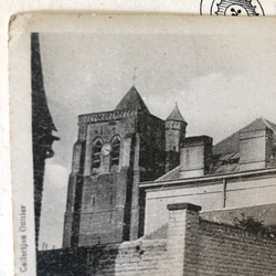 英国で出会った♪ アンティーク<未使用>190０年代初頭頃 フランス北部の小さな村　教会のポストカード 2枚目の画像