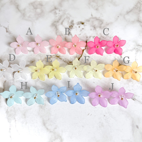 全10色 フラワー×パール フープ《ピアス》 ピアス（フープ