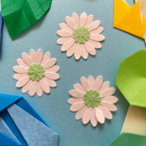 折り紙リース＊クローバーとバラ・ブルー リース ケロティ(只今、発送