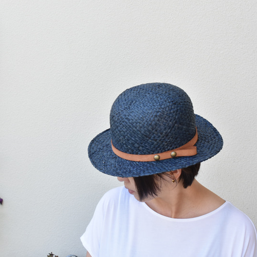 木型で作った丸型の麦わら帽子 ハット 関口善大靴工房 通販
