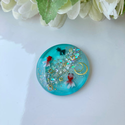 ねこちゃん♡レジンヘアゴム ネジと時間の世界 黒の大人レジン