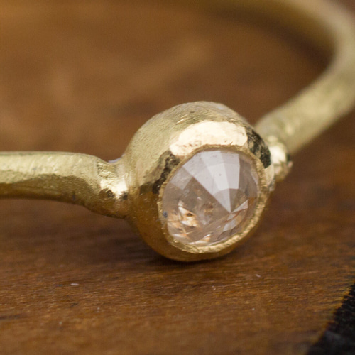 k18ナチュラルダイヤモンドのリング（変形カット） 指輪・リング hil  