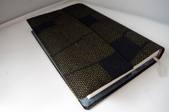 単行本　標準サイズ(絹)セパレート式ブックカバー ht053 1枚目の画像