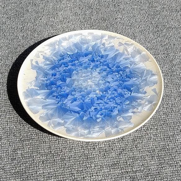 玻璃結晶（青） 平皿【紫陽花ハンドメイド2024】 3枚目の画像
