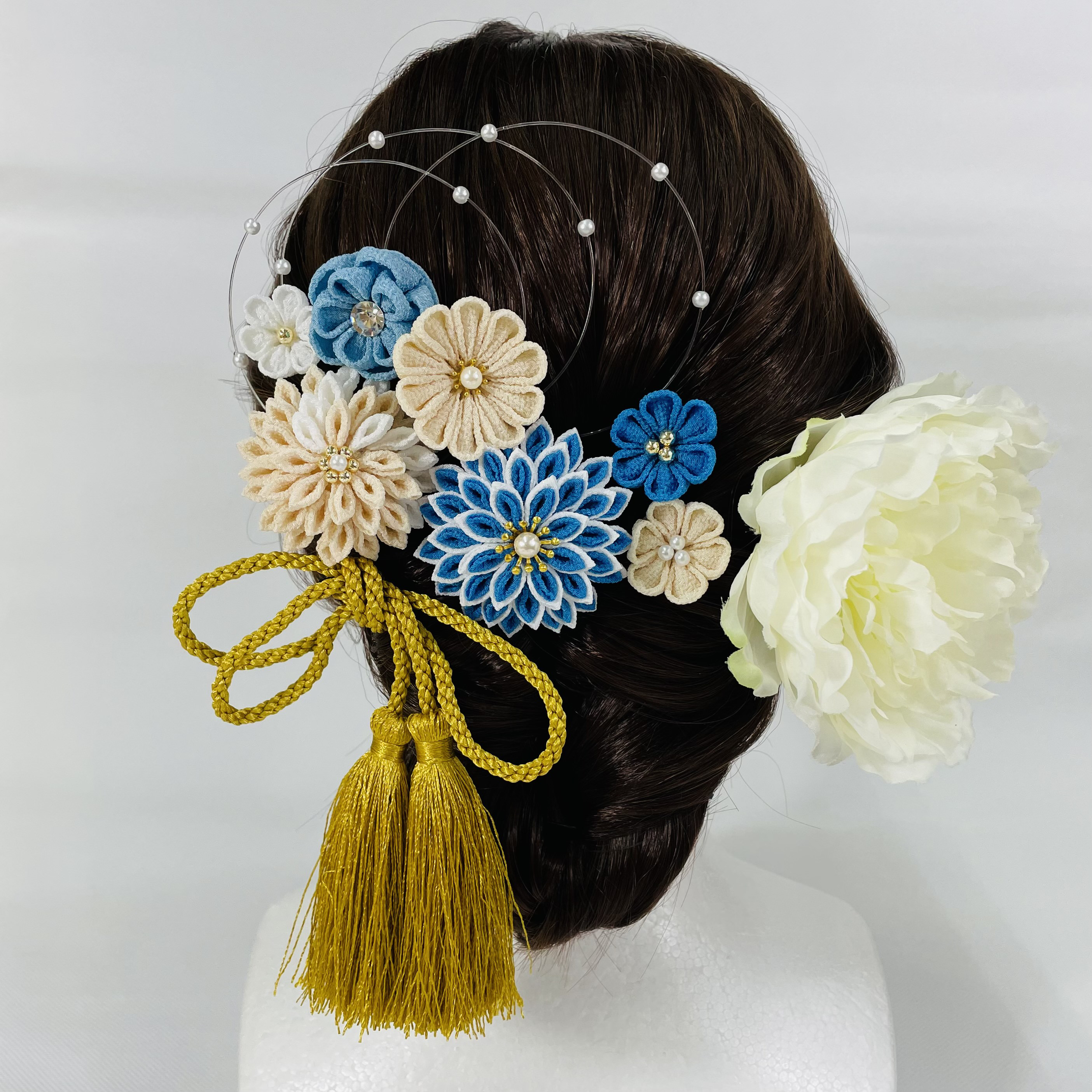 成人式に卒業式に　青×ゴールド　お花❁パールセット【つまみ細工】