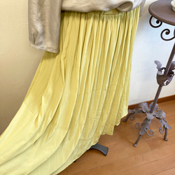Sale price 成人裙❤️ 聚攏長款緞面裙 芥末黃（尺碼從L到LL都可以） 第5張的照片