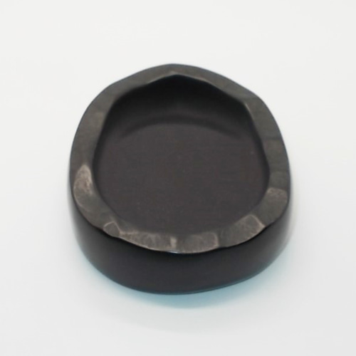 自然・丸型硯 NO.0584 天然那智黒石製 ペン・筆記用具 猫印