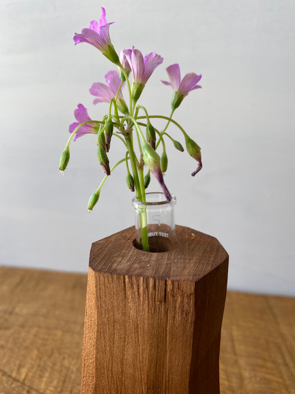 鉈彫り一輪挿し（試験管付き）　山桜 2枚目の画像