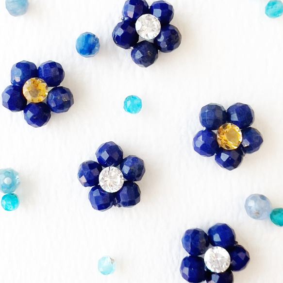 両耳セット】付けっぱなしOK‼️ラピスラズリフラワー サージカル