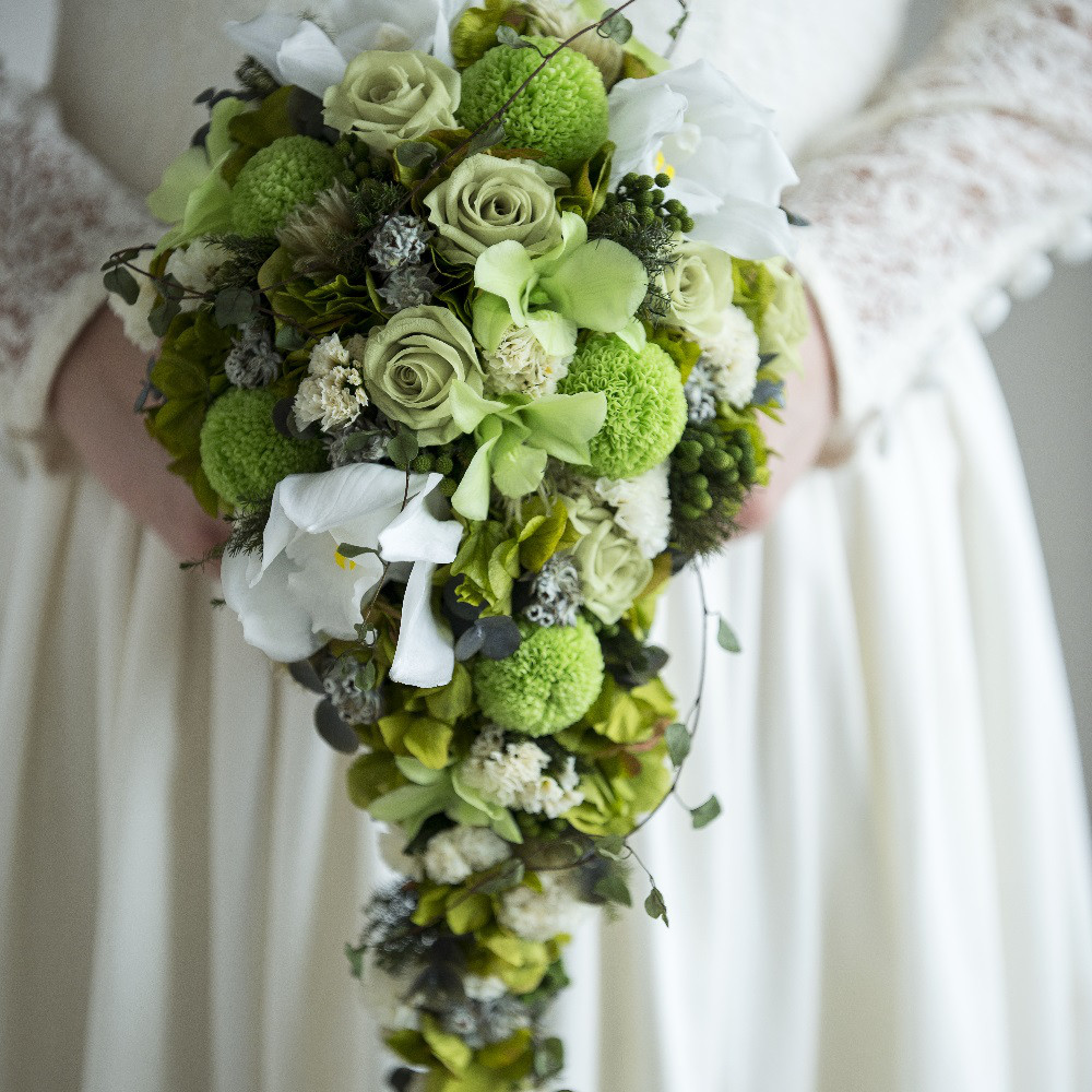 [ オーダメイド ] 　キャスケードブーケ&ブートニア　プリザーブドフラワー