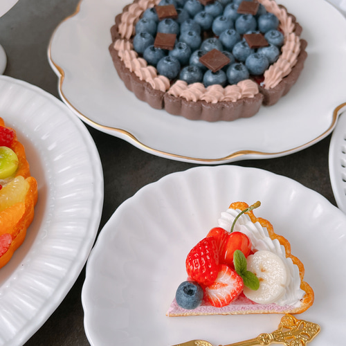 チェリーといちご＆バナナのタルトバックチャーム フォーク付き ☆誕生