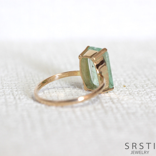 ミントグリーントルマリンバゲットカットK10ゴールドリングD(RGT005