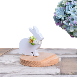 【爽やかな夏の首飾り】ウサギのスマホスタンド 7枚目の画像