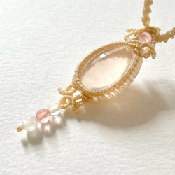 ラブラドライトとカイヤナイト・クリアクォーツの天然石マクラメネックレス♪ カイヤナイト・ラブラドライトとクリアクォーツの天然石マクラメ