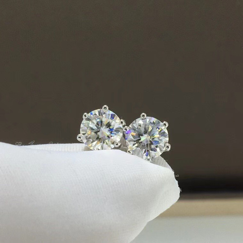 newカラー】ライトブルー モアサナイト ダイヤモンド ピアス k18