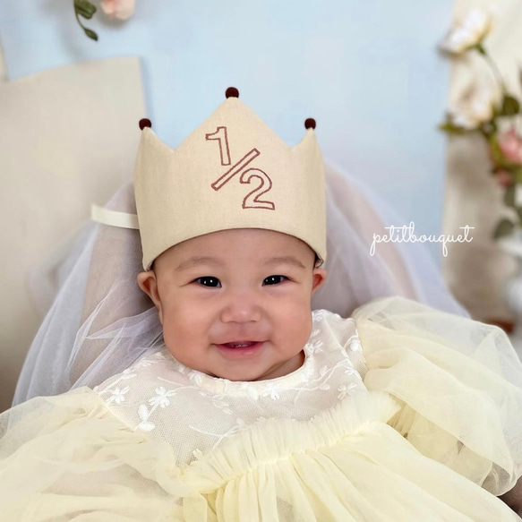 【ハーフバースデー】ベビークラウン　王冠　赤ちゃん　ベビー　生後6ヶ月　生後6ヵ月　バースデーハット　パーティーハット 11枚目の画像