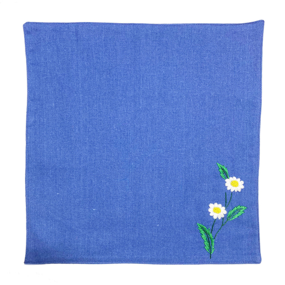 リネン手刺繍ハンカチ「小さな菊」30cm×30cm　様々な色 17枚目の画像