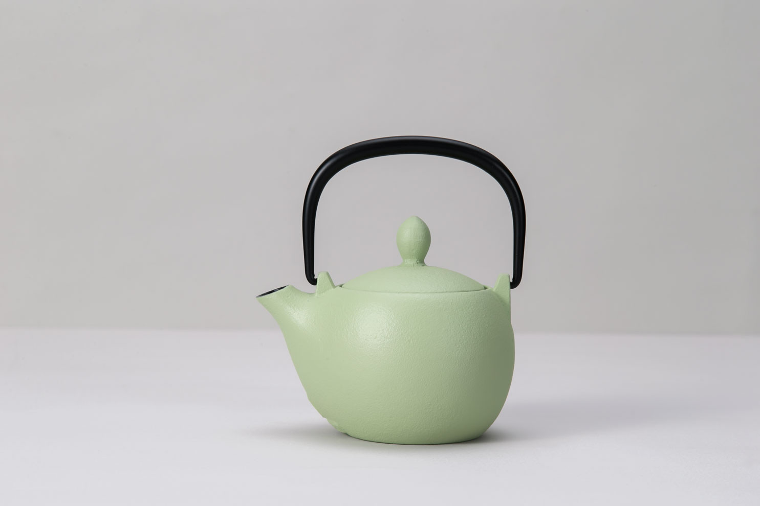 早い者勝ち‼️ 岩鋳 iwachu かわいい 急須 マロン 小型 鉄瓶 南部鉄器 鉄瓶 南部鉄器 iwachu マロン かわいい 早い者勝ち‼️ 岩鋳 急須 小型