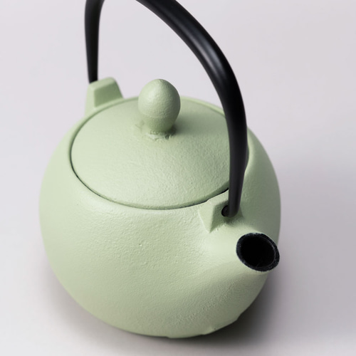 公式】岩鋳 南部鉄器 急須 マロン（よもぎ） ポット・急須 IWACHU 通販