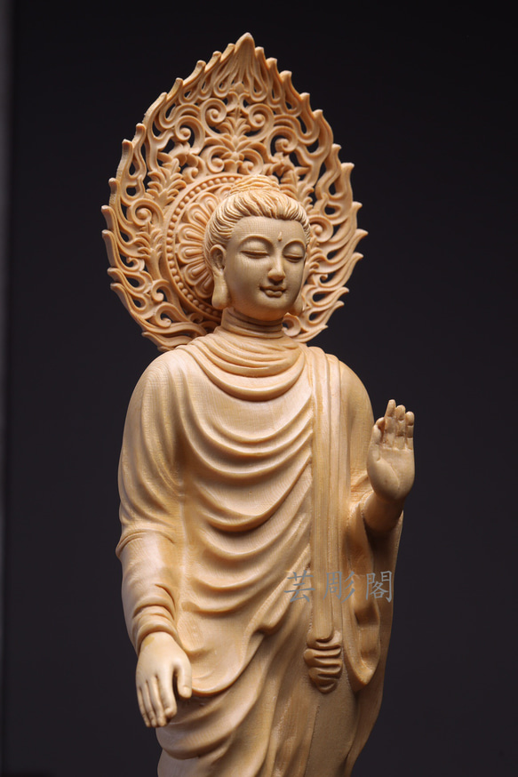 釈迦牟尼仏  釈迦如来  木製仏像   木彫り  置物  彫刻   仏教工芸品 2枚目の画像